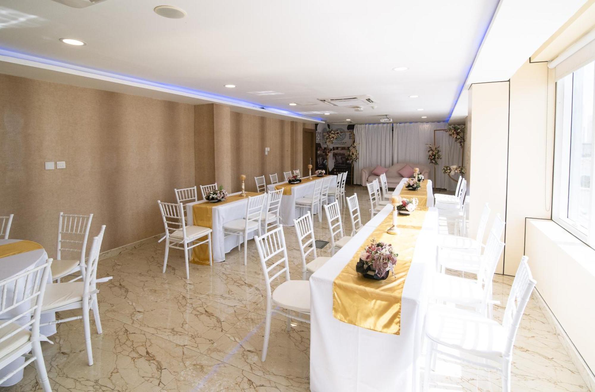 Diamond Star Hotel فندق النجمة الماسية Seeb Eksteriør billede