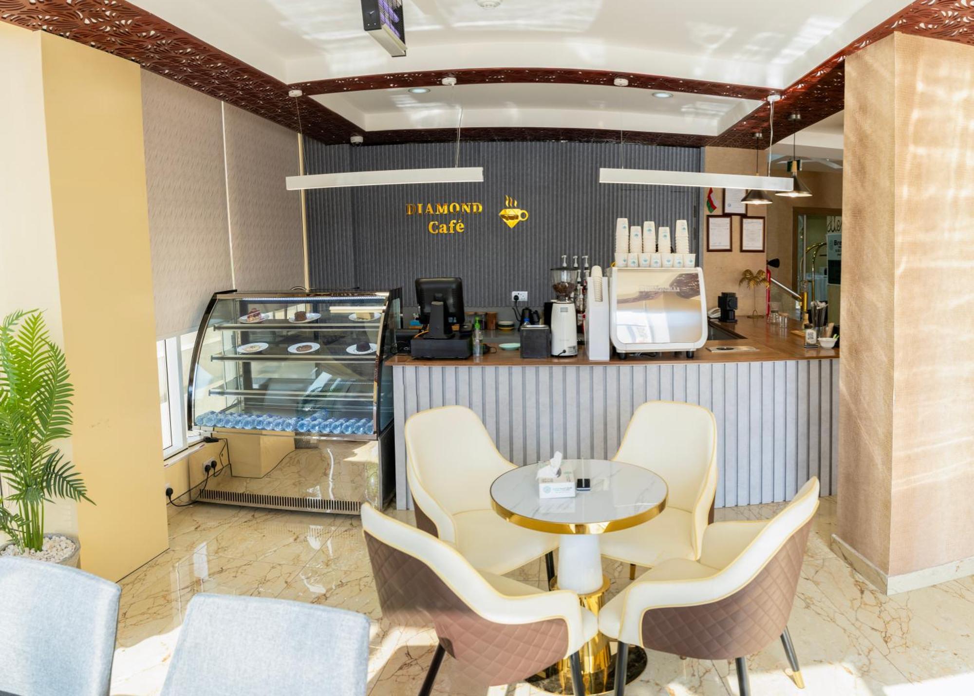 Diamond Star Hotel فندق النجمة الماسية Seeb Eksteriør billede