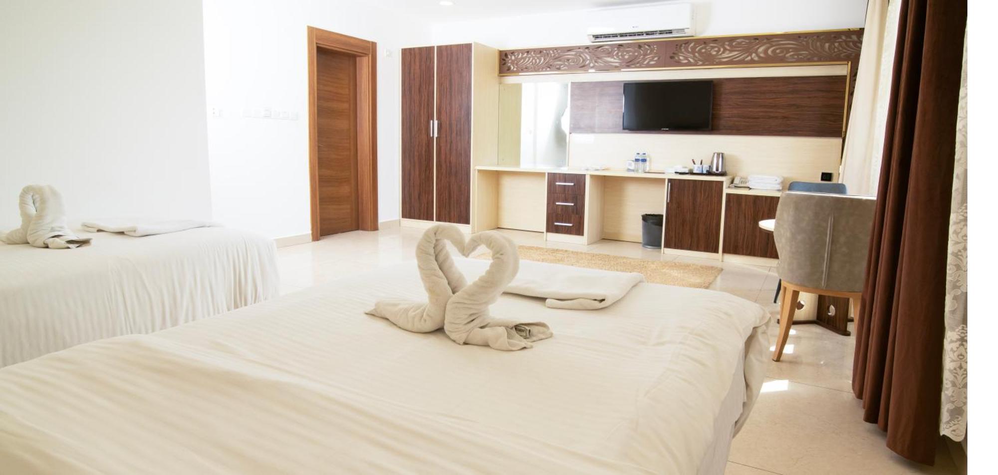 Diamond Star Hotel فندق النجمة الماسية Seeb Eksteriør billede