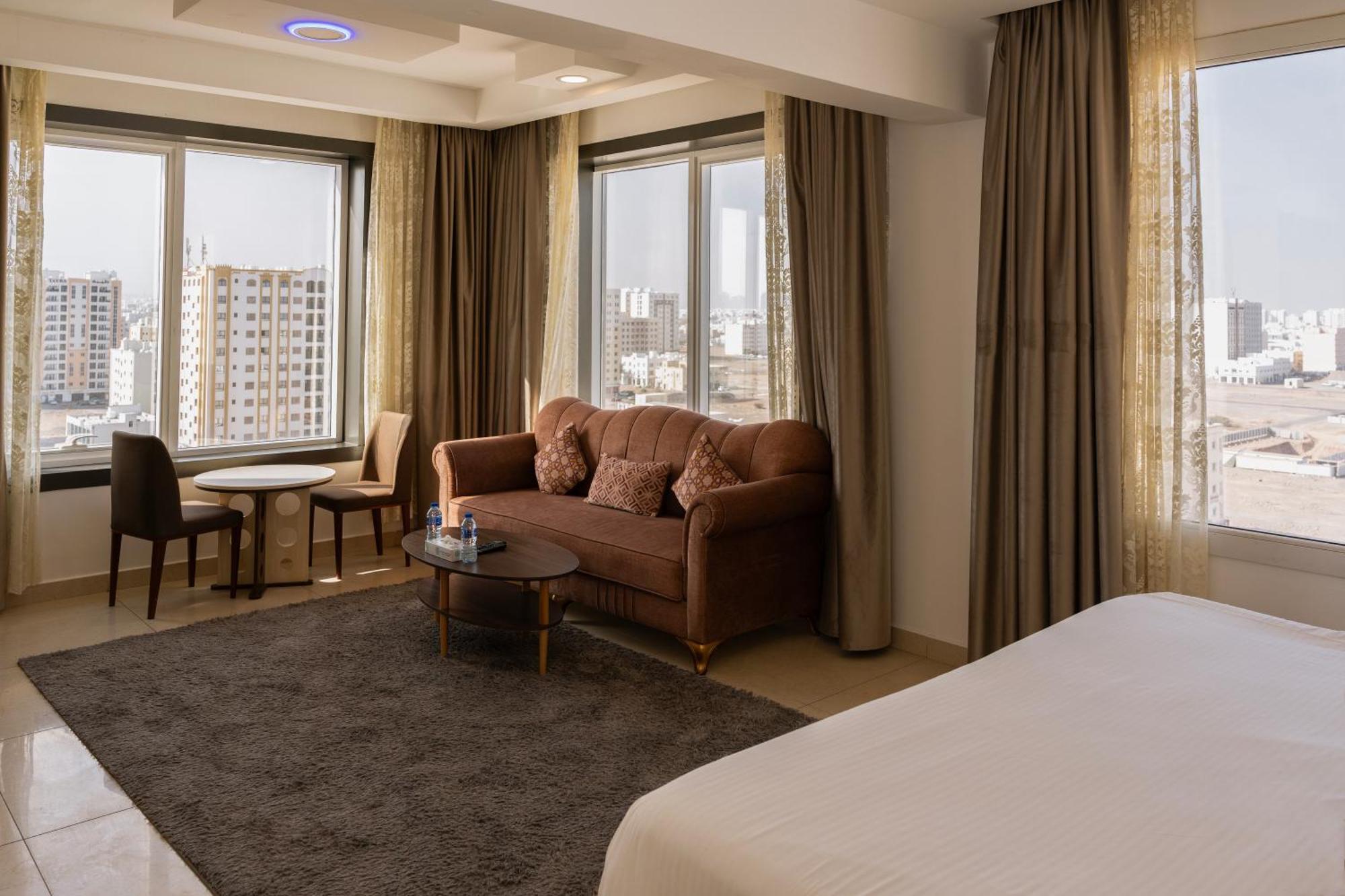 Diamond Star Hotel فندق النجمة الماسية Seeb Eksteriør billede