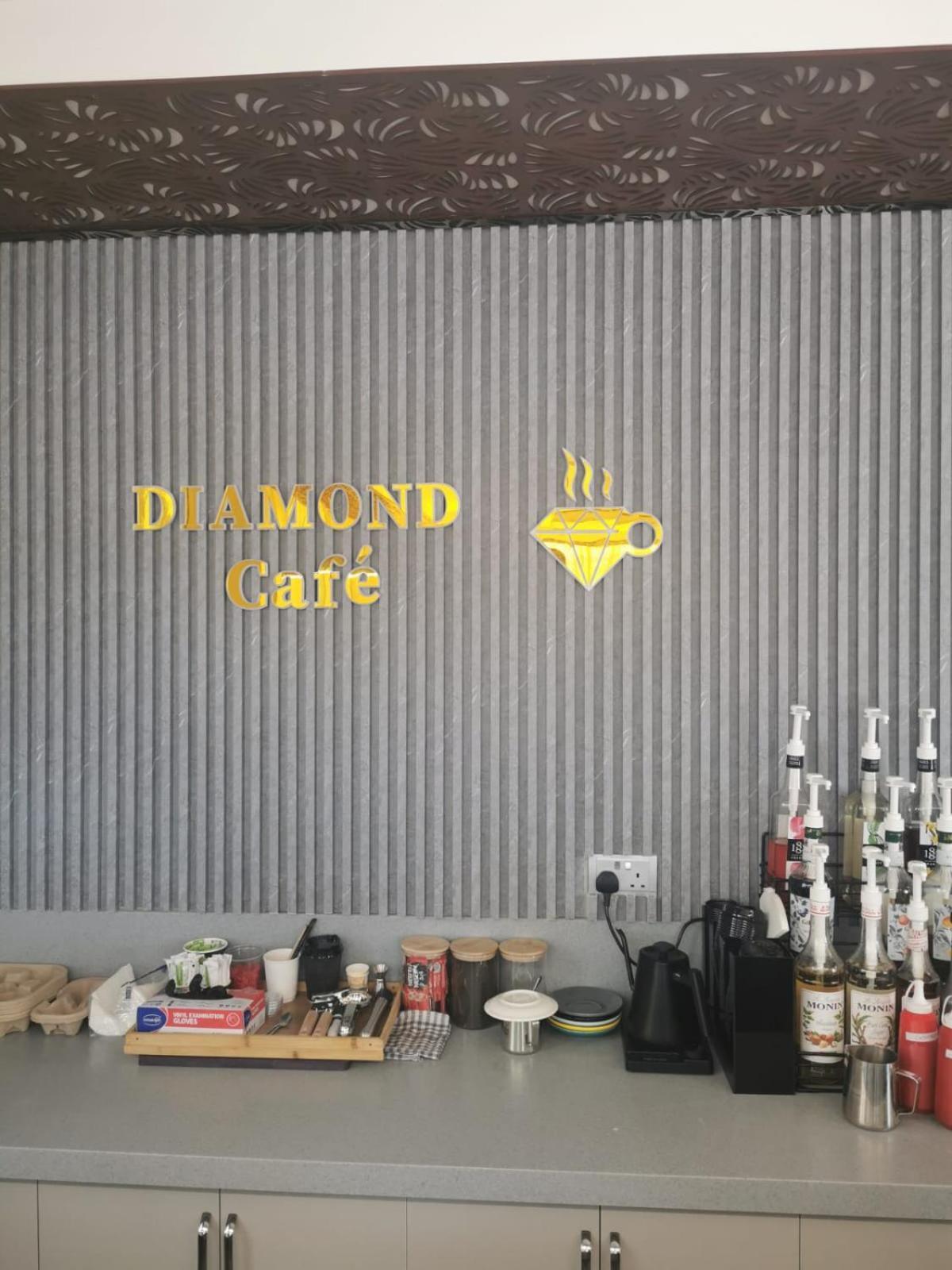 Diamond Star Hotel فندق النجمة الماسية Seeb Eksteriør billede